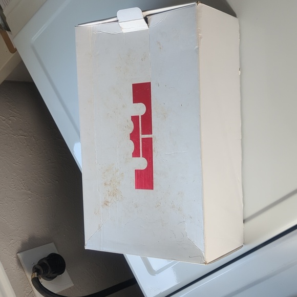 Nike LeBron IX (10.5M) - Picture 14 of 16